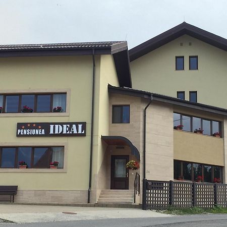 Ideal Predeal Hotel Exterior foto