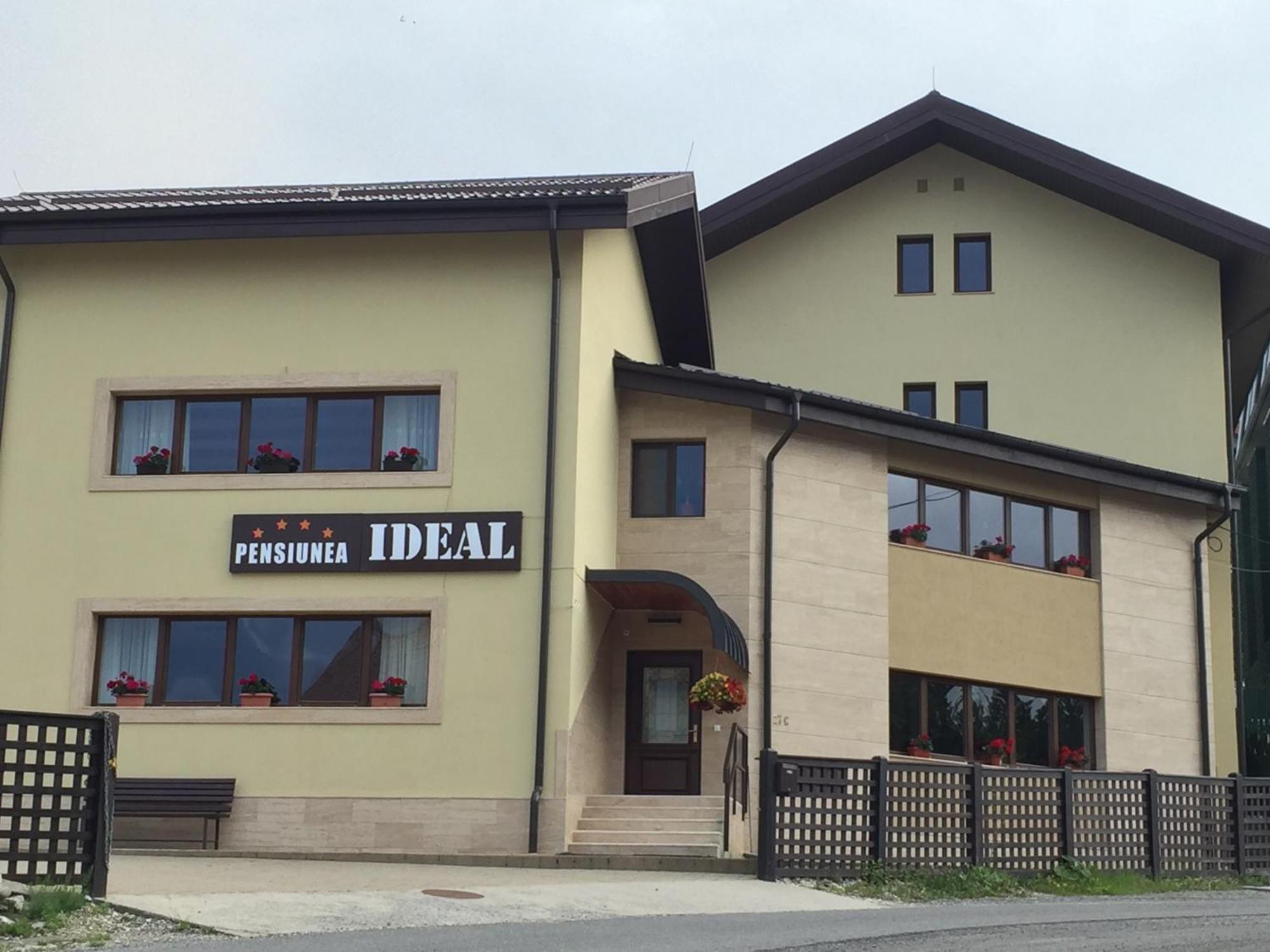 Ideal Predeal Hotel Exterior foto